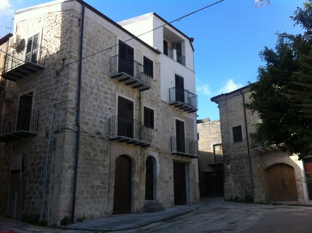 Casa Natia Bed & Breakfast Favara Exterior photo